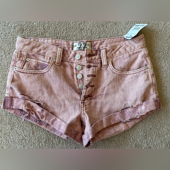 We the Free shorts and A&E crop top bundle - Picture 2 of 8